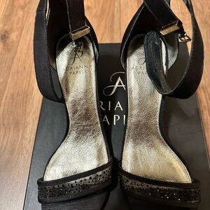 Adrianna Papell Black and Silver Heels